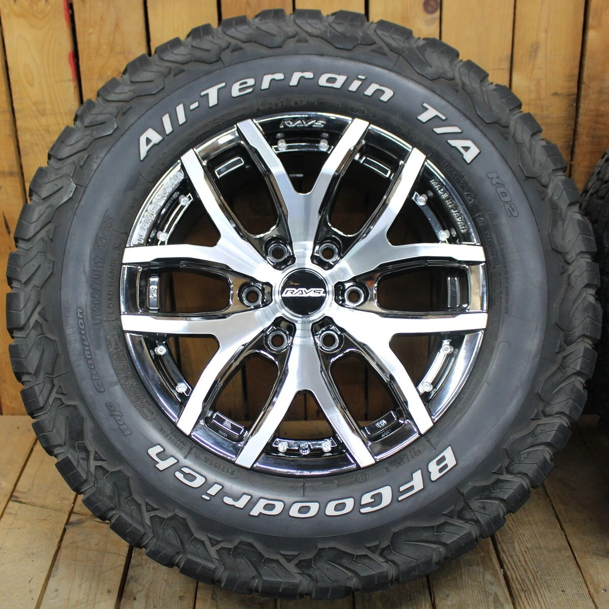 JDM Individual Hilux FJ Cruiser Prado etc. 17 RAYS Daytona F6 GAIN BFG No Tires - Image 3