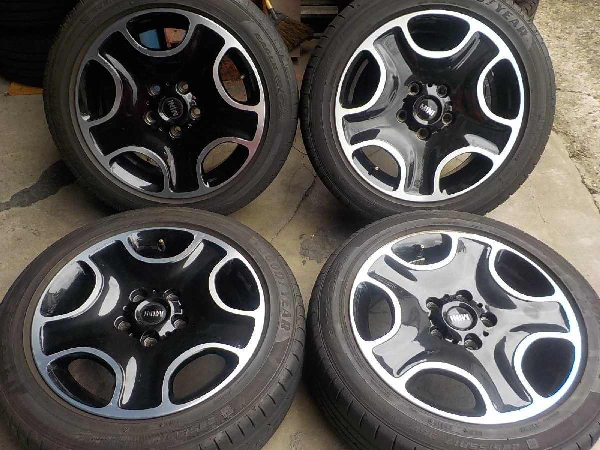 JDM Cheap postage to businesses BMW miniBlack SuobarR60 genuine 17-in No Tires
