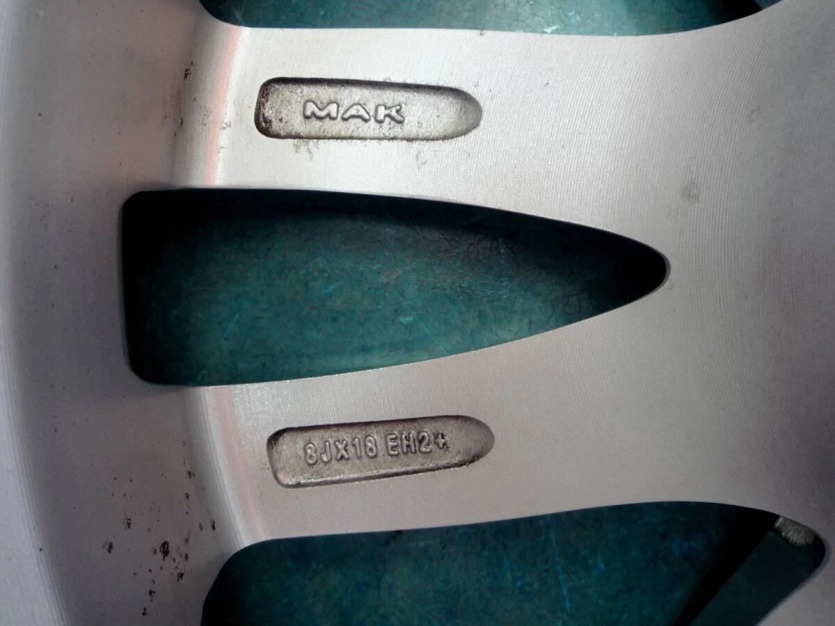 JDM BMW/G30/523d/Pirelli ICE AIMMETRICO245/45R18・MAK FAHR/188J/5H/ET30 No Tires - Image 6