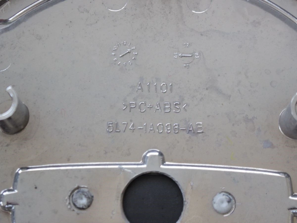 JDM 1 sheet genuine Lincoln used wheel center cap center cover emblem No Tires - Image 5