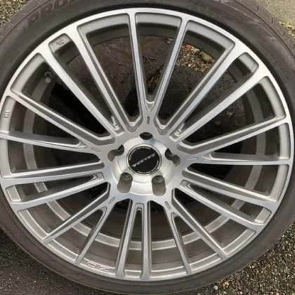 JDM FAVORE OZ 208.5J 9.5J 114/5H No Tires
