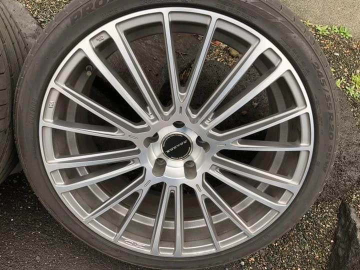 JDM FAVORE OZ 208.5J 9.5J 114/5H No Tires