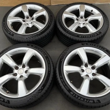 JDM Nissan Z33 Fairlady Z OEM 8J +30 8.5J +33 PCD114.3 Skyline V36 V35 No Tires