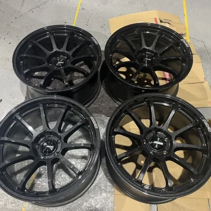 JDM Gramlights 57NR RAYS 189.5J +32 +22 PCD114.3 5H GR Corolla RAYS No Tires