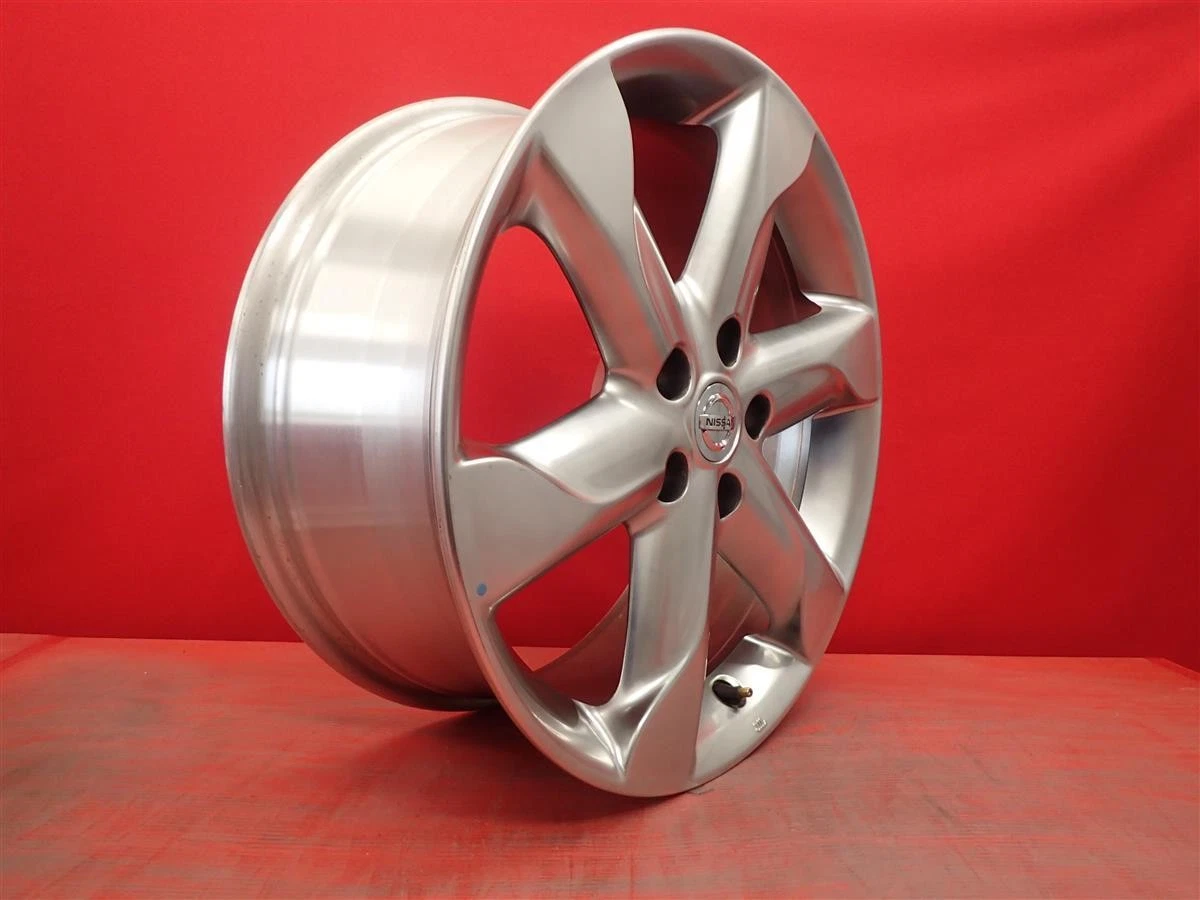 JDM Set of 4 Nissan Villageno Z51 Genuine 6-Spoke Aluminum Wheels Used No Tires - Image 4