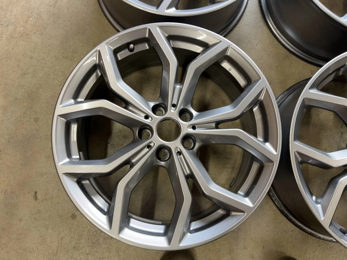 JDM BMW X3 G01 X4 G02 Genuine 194Book Set No Tires - Image 2