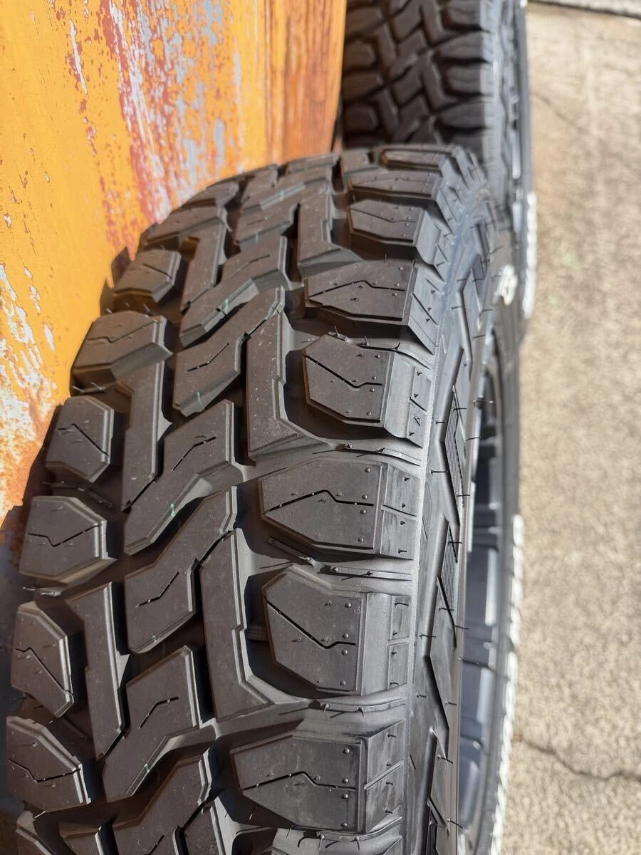 JDM TOYO Open Country RT 225/70R16 Deep Rim M26 Black Spang 16x6J T No Tires - Image 7