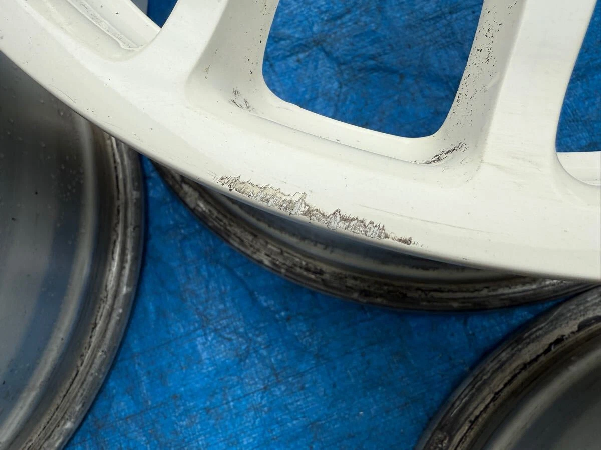 JDM Honda DC5 Integra TypeR OEM 17x7J+60 PCD 114.3 5-hole Part 2 4-Boo No Tires - Image 8