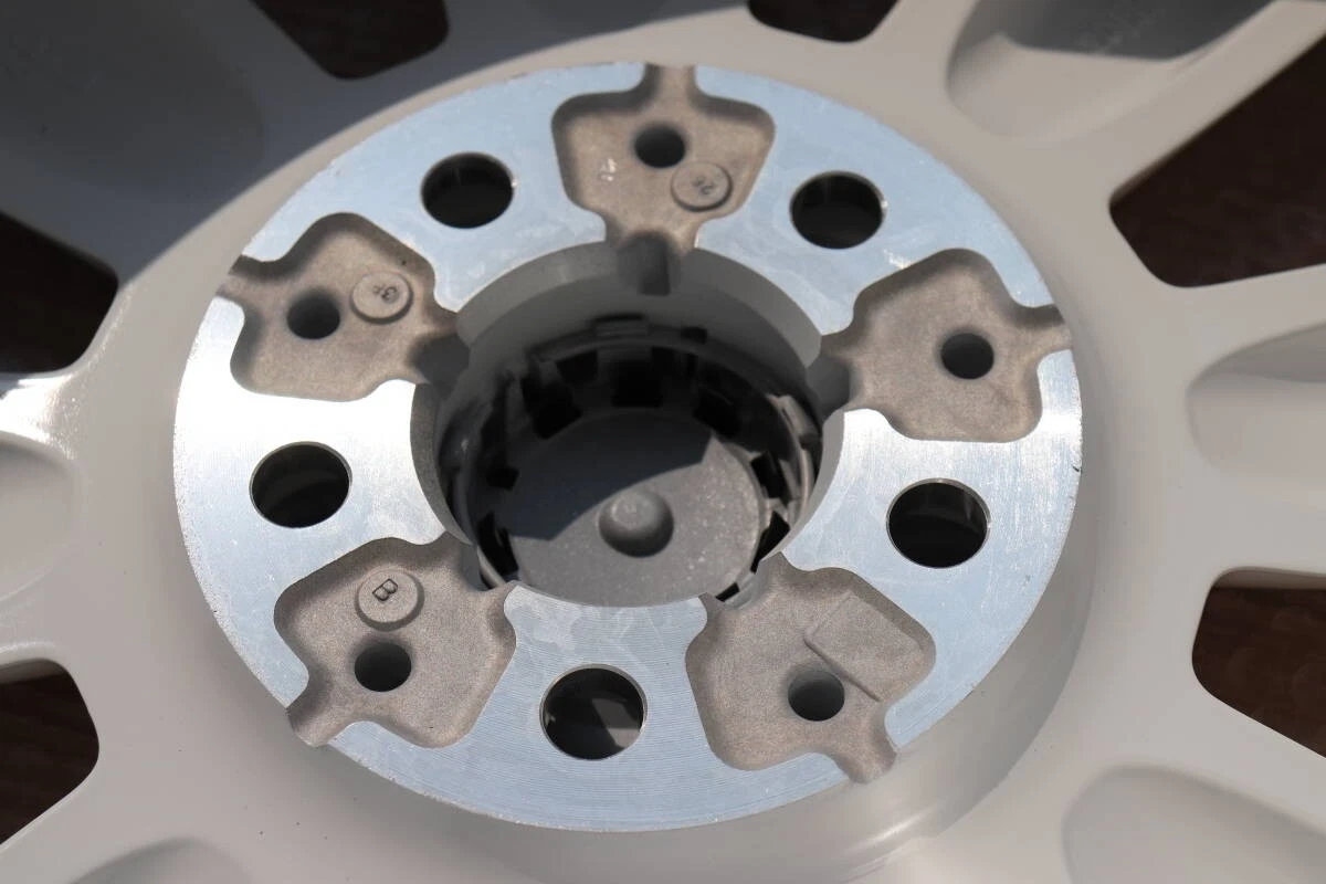 JDM Set of 4 Super Corn Spoke White Aluminum Wheels 7x18mm PCD112 66mm No Tires - Image 5