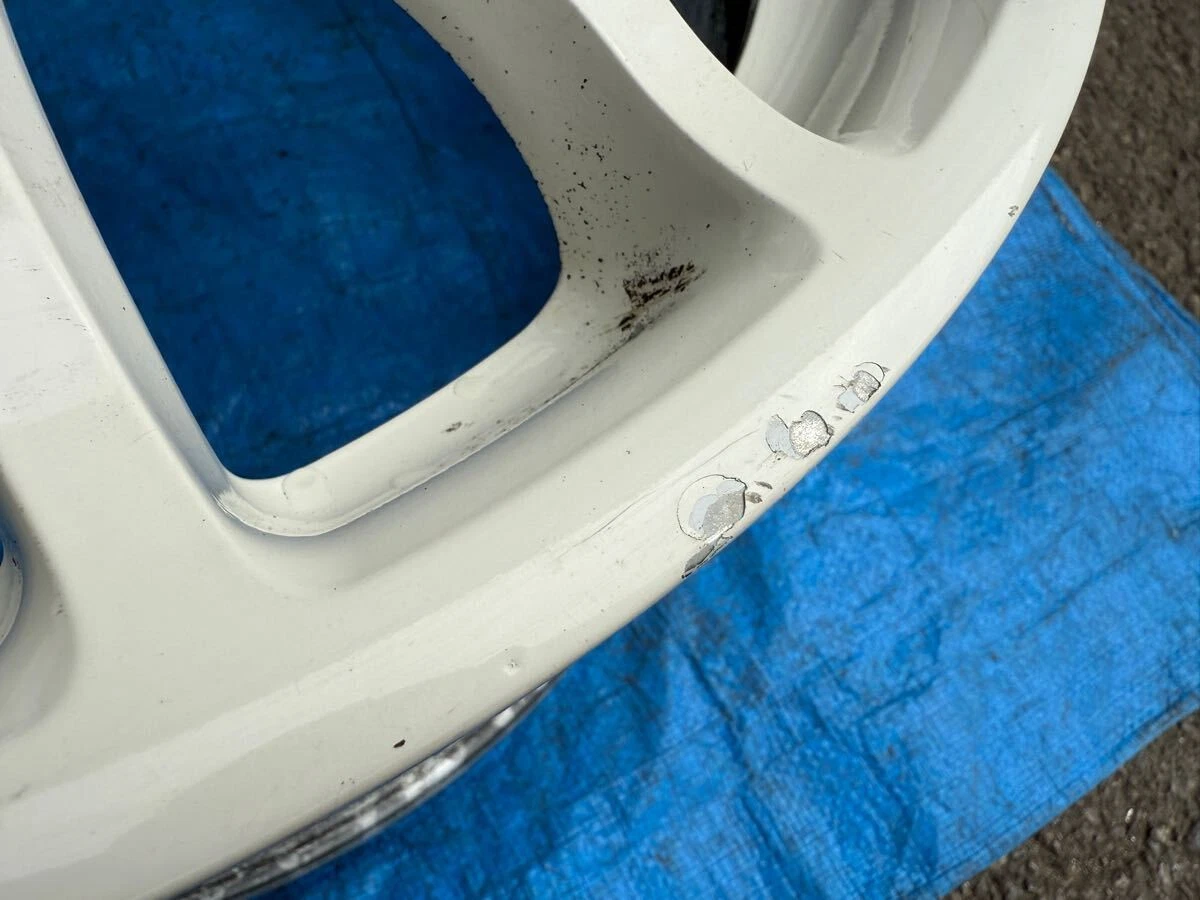 JDM Honda DC5 Integra TypeR OEM 17x7J+60 PCD 114.3 5-hole Part 2 4-Boo No Tires - Image 9