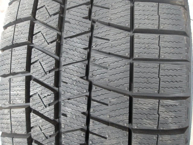 JDM Winter Ready: Studless Tires with Detents DUNLOP Winter Maxx 03 fo No Tires - Image 10