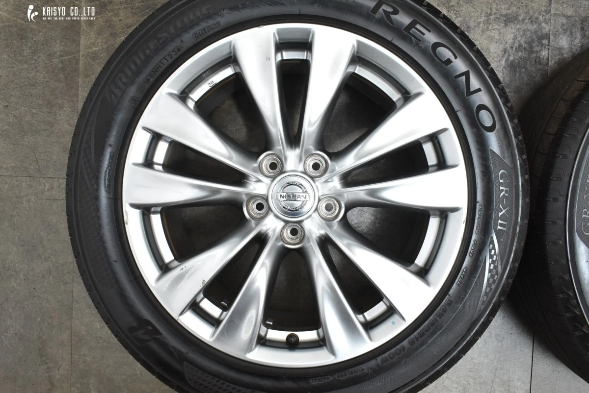 JDM High Gloss Nissan Y51 Fuga OEM 18in 8J +43 PCD114.3 Bridgestone Du No Tires - Image 3