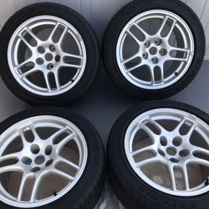 JDM Genuine Nissan BCNR33 standard wheels with genuine tires. Excellen No Tires