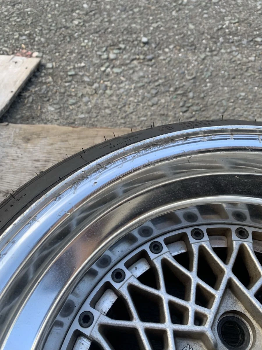 JDM SSR Speedster Formula Messi 9J Ctype PCD114.3 4-hole/5-hole old ca No Tires - Image 3