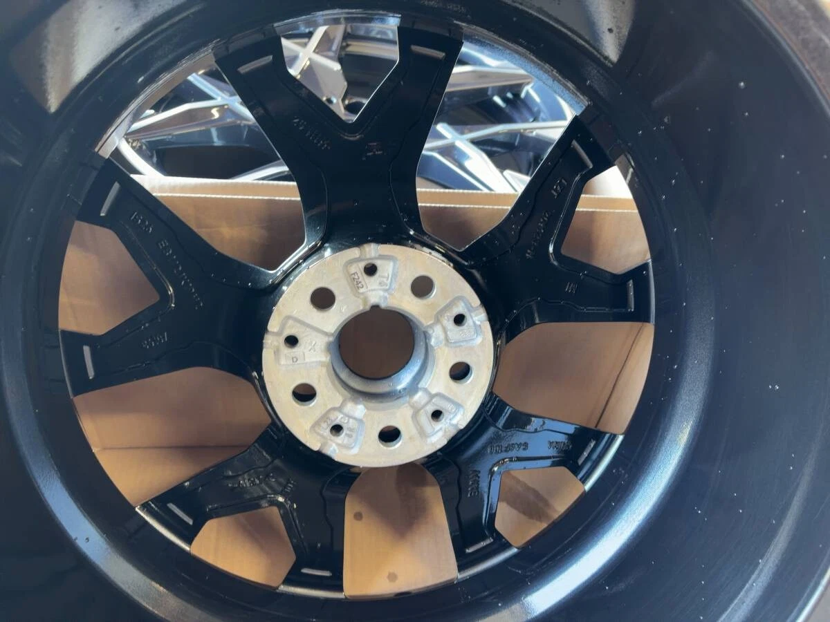 JDM BMW G45 X3 Genuine Parts 1035M 194Book Set No Tires - Image 9