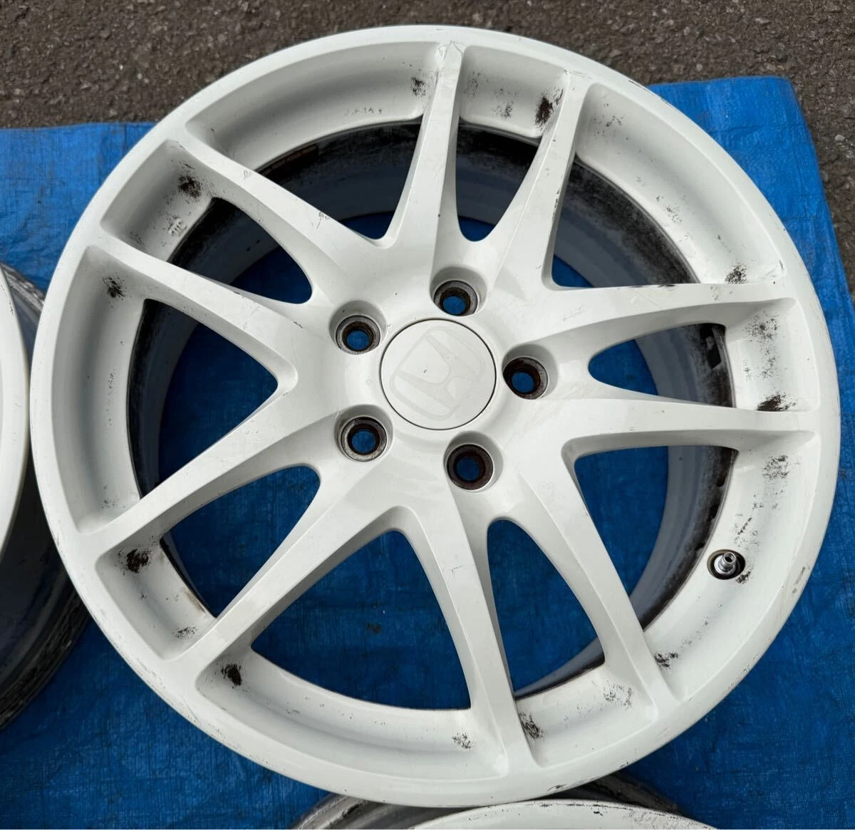 JDM Honda DC5 Integra TypeR OEM 17x7J+60 PCD 114.3 5-hole Part 2 4-Boo No Tires - Image 5