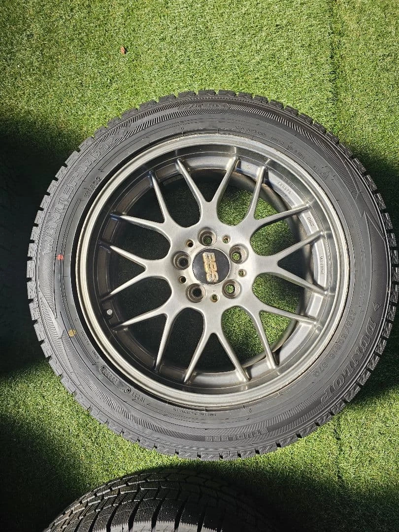 JDM One-time bumpy studless tire set 235/50r18 BBS RG R No Tires - Image 3