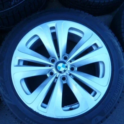 JDM New BMW 640i with genuine aluminum wheels and studless tires 4Book No Tires