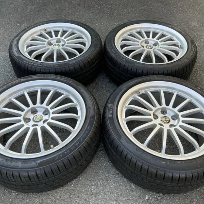 JDM Custom-ordered Alfa Romeo 156 V6 wheels 17x7.5J ET35 PCD5x98 made No Tires