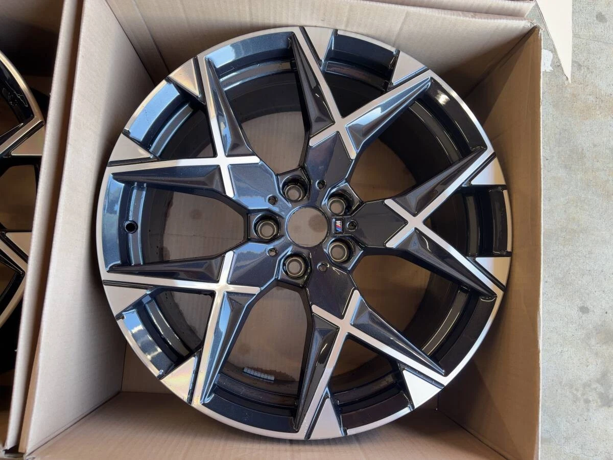 JDM BMW G45 X3 Genuine Parts 1035M 194Book Set No Tires - Image 3