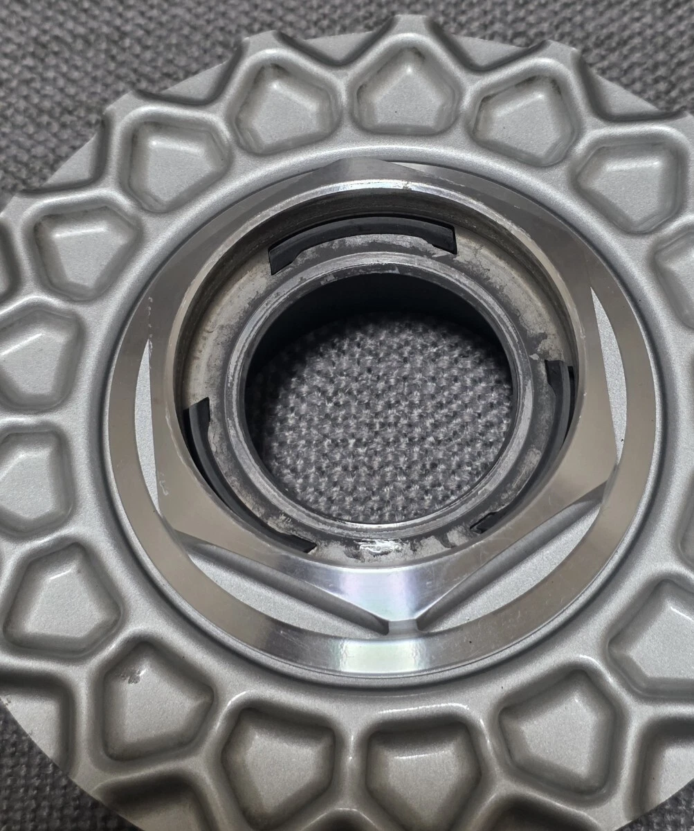 JDM Rare low-profile BBS RS center cap screw-on one-sheet 16-inch/17-i No Tires - Image 3