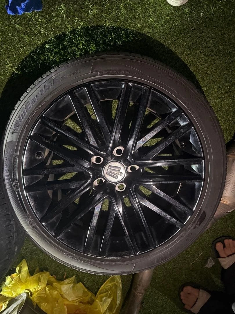 JDM 4Book 210 series crown genuine wheels 18 No Tires - Image 3