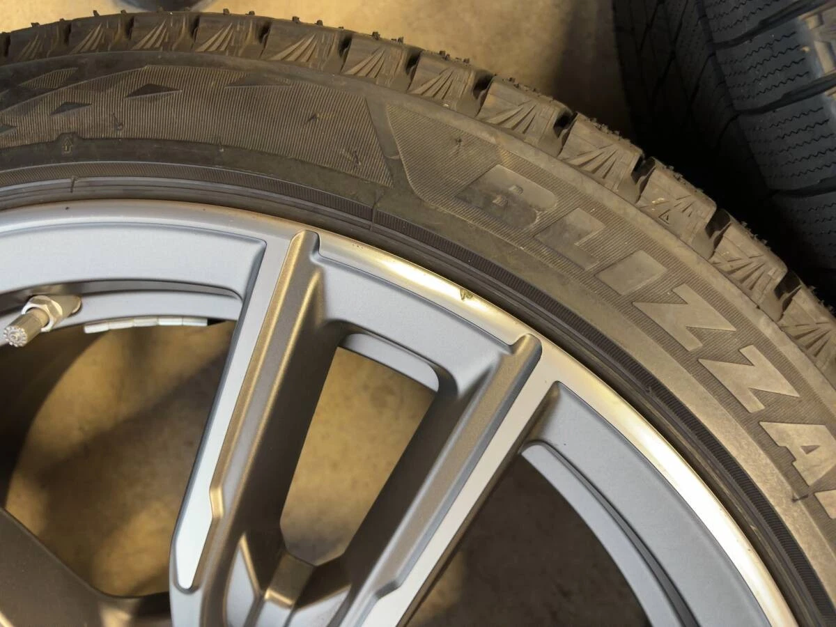 JDM BMW G20 G21 G22 styling792M genuine 19-inch wheels with BS VRX3 4- No Tires - Image 8