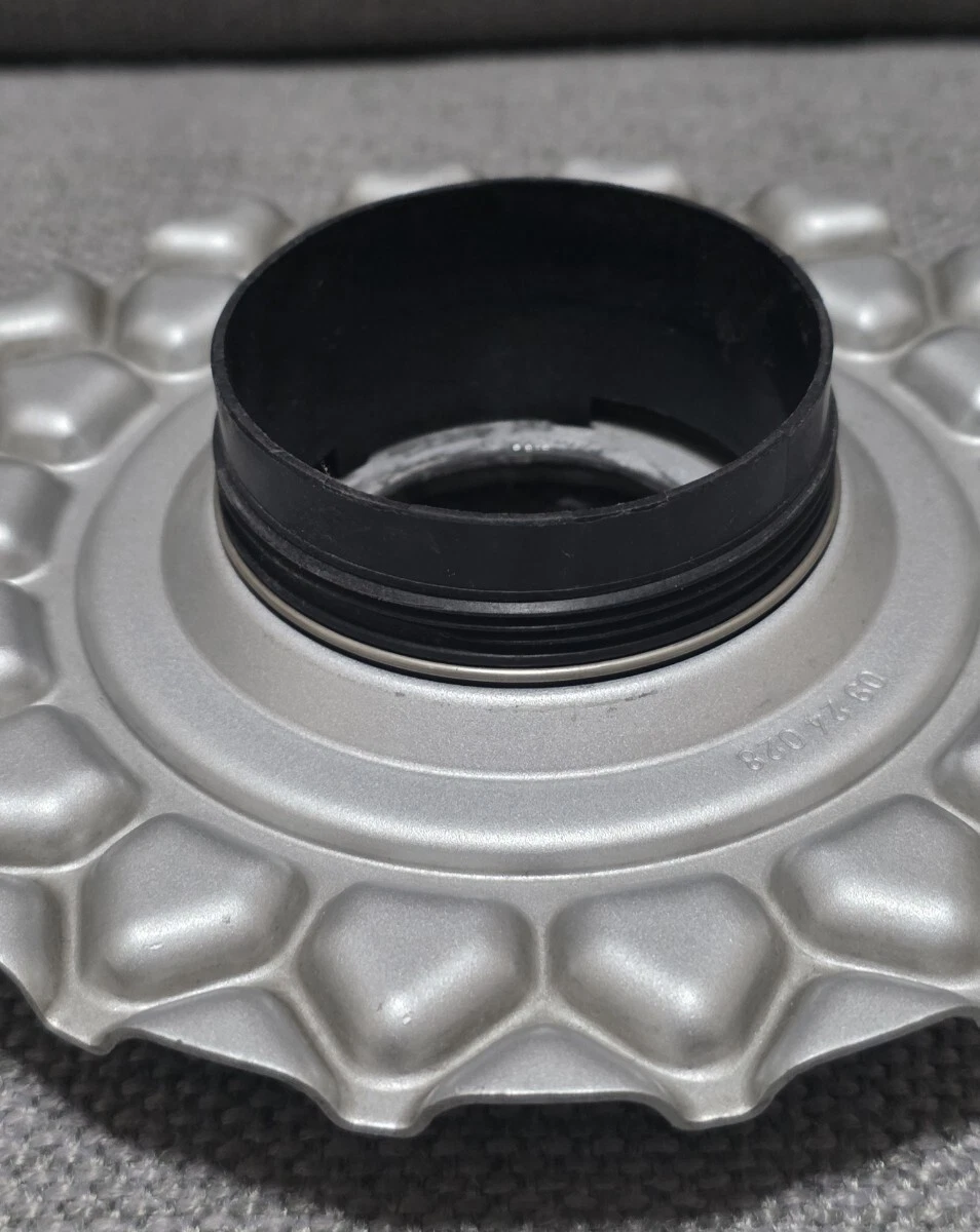 JDM Rare low-profile BBS RS center cap screw-on one-sheet 16-inch/17-i No Tires - Image 8