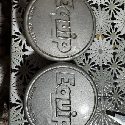 JDM WORK EQUIP Center Cap 2 pieces sold separately No Tires