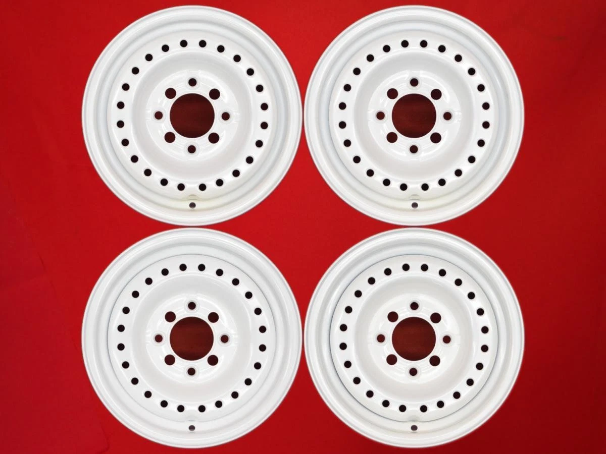 JDM Ultra-lightweight 3.8kg per wheel. Out of print and rare. Used POT No Tires