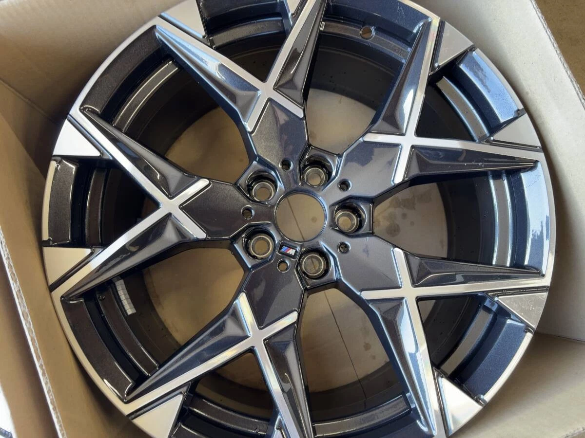 JDM BMW G45 X3 Genuine Parts 1035M 194Book Set No Tires - Image 6