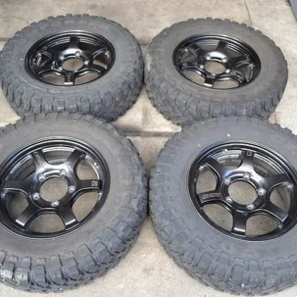 JDM RAYS Gram Lights 57DR-X 16x5.5J+20 5H/139.7 225/75R16 Manual Trans No Tires