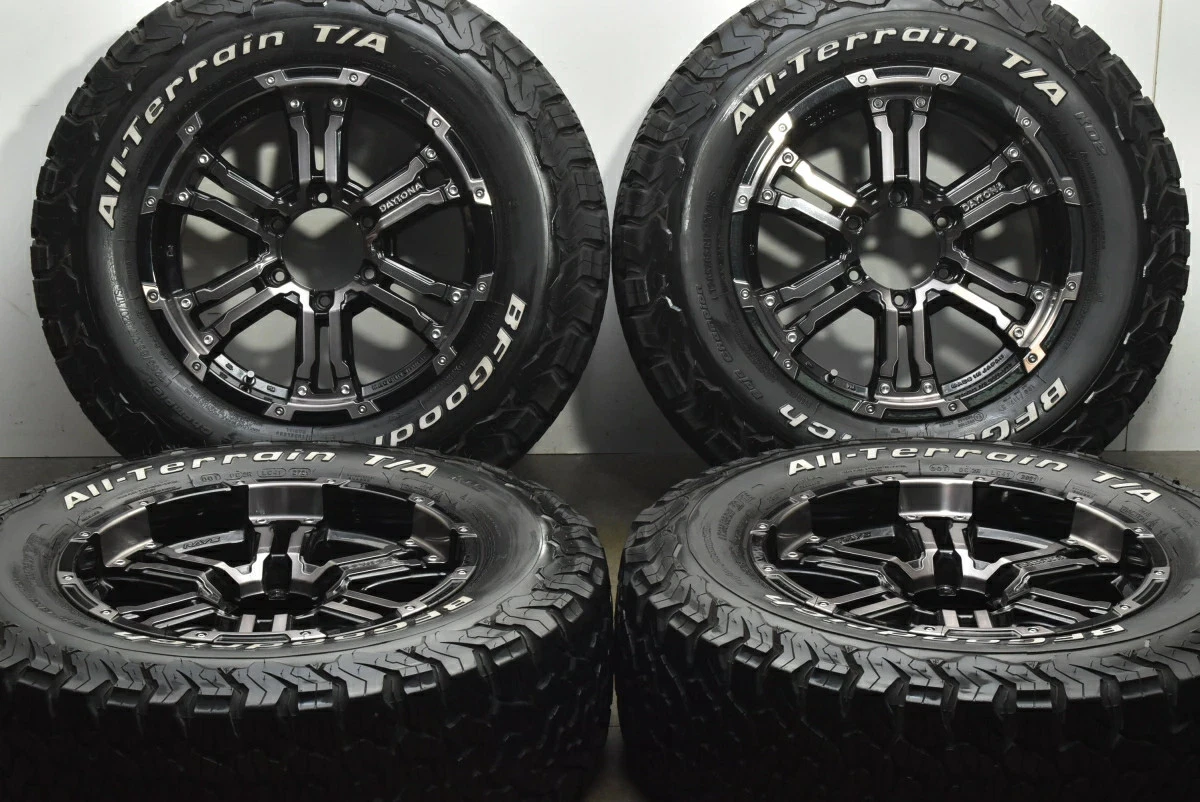 JDM Used RAYS 4-Book Set 178.0J x 17+20 PCD 139.7 LT265/65R17 120/117S No Tires - Image 2