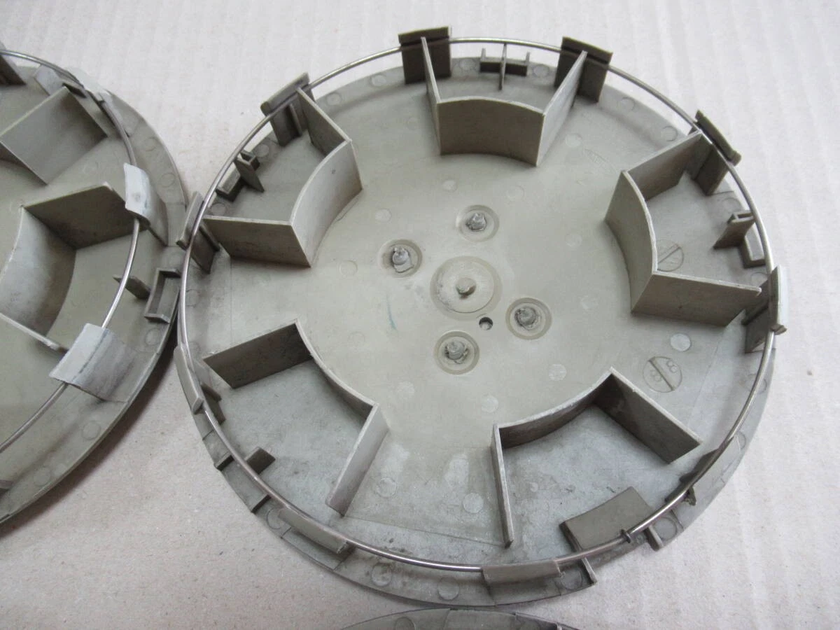 JDM Used Toyota GX81 Chaser genuine center caps silver set of 4 for al No Tires - Image 9