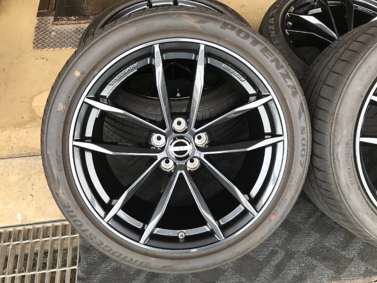 JDM Used Tire and Wheel Set: Nissan RZ34 Fairlady Z Genuine 19 forging No Tires - Image 2