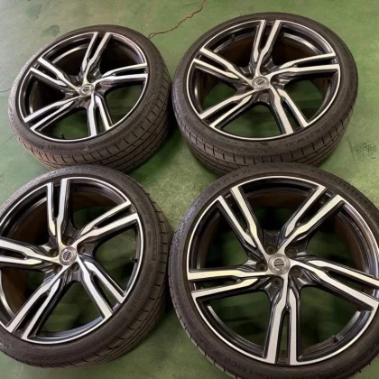JDM Volvo V90 genuine 21 wheels and tires No Tires
