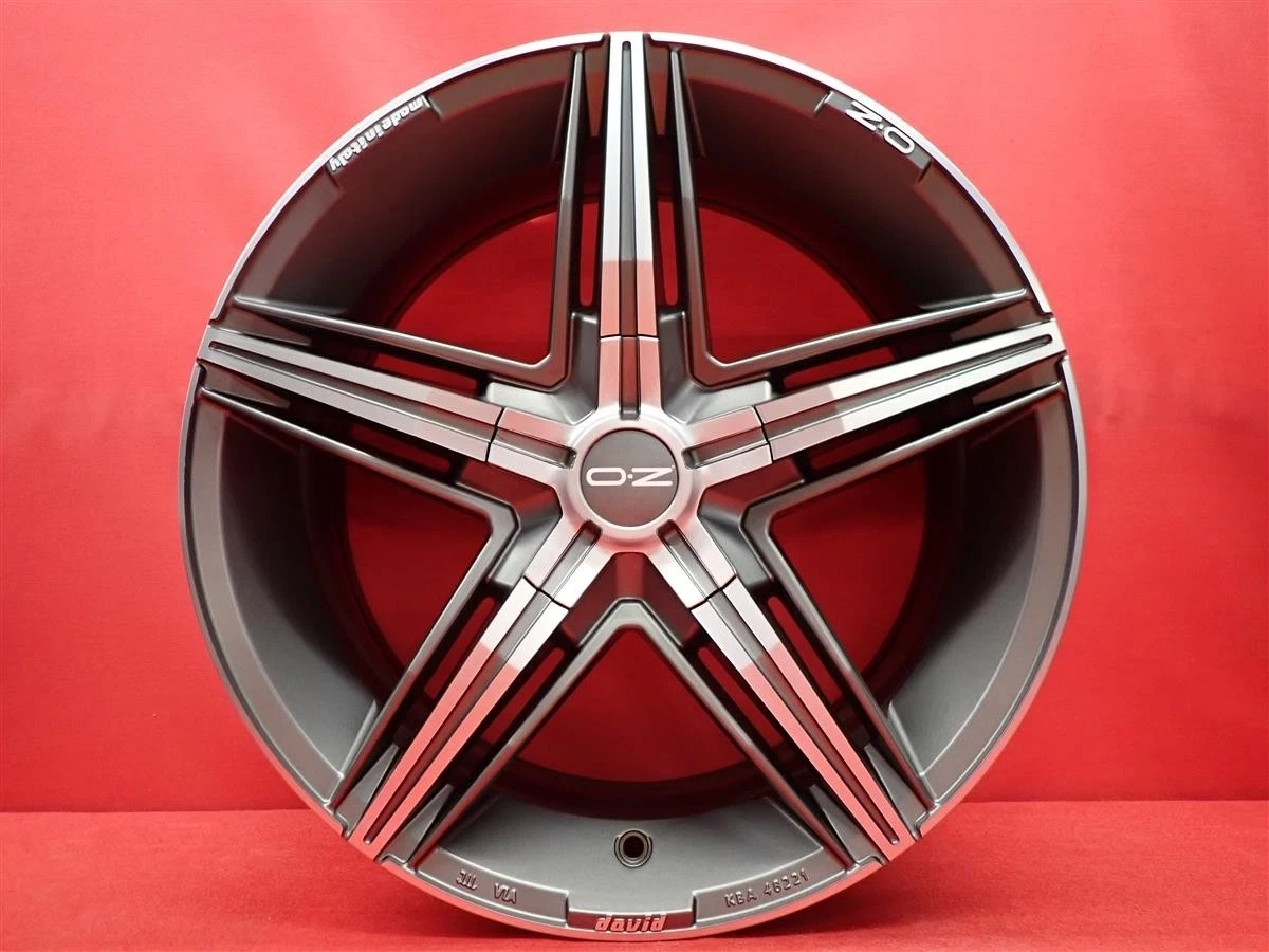JDM Used OZ DAVID wheels 4Book 7.5J 17PCD114.3 5x45 bolt pattern 75mm No Tires - Image 5