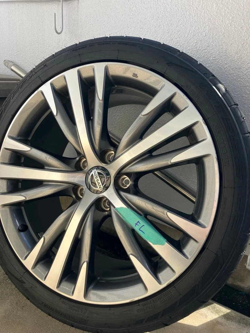 JDM V37 Skyline late model typeSP genuine 19-inch wheels No Tires - Image 5