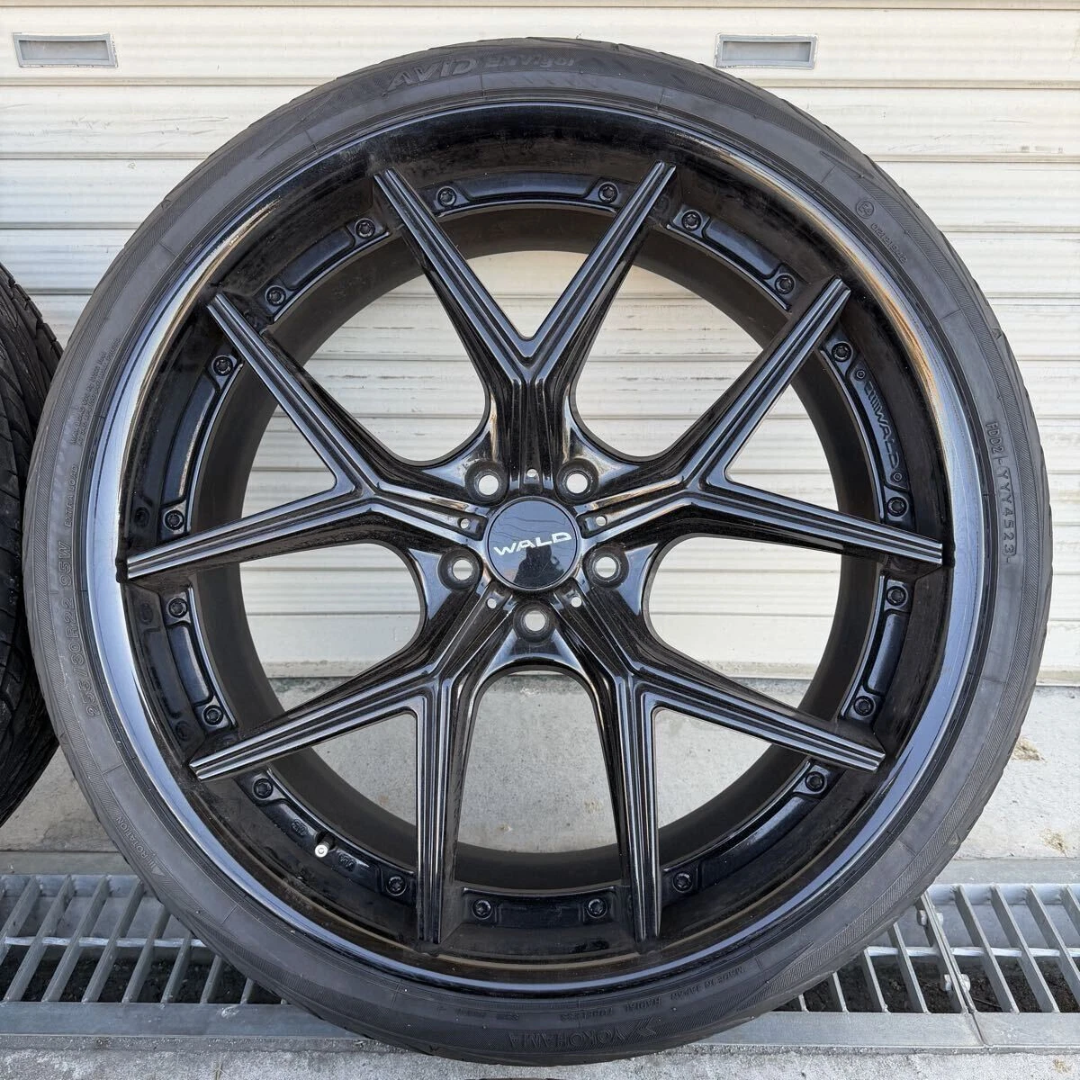 JDM WALD 22 inch x 8.5J Mercedes V-Class Cadillac ELR XTS etc. No Tires - Image 2