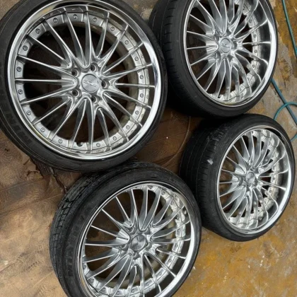 JDM WORK Schbart Regnitz SWF 19-inch wheels with tires. No Tires