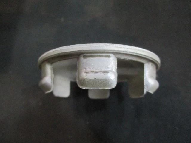 JDM Used Mercedes-Benz AMG Wheel Cap Silver 1 Piece M242 Center Cap W1 No Tires - Image 6