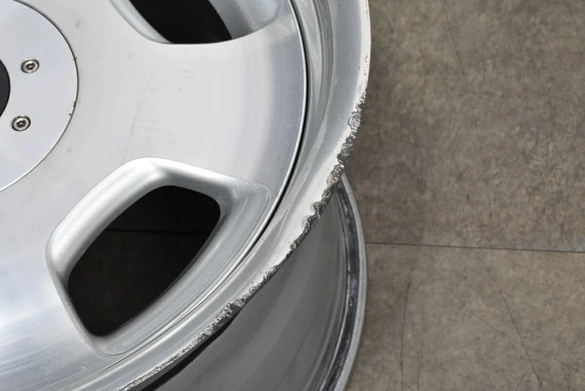 JDM Used Lorinser 4-Book Set 199.0J x 19 +38 PCD 114.3/120 Wheels Only No Tires - Image 8