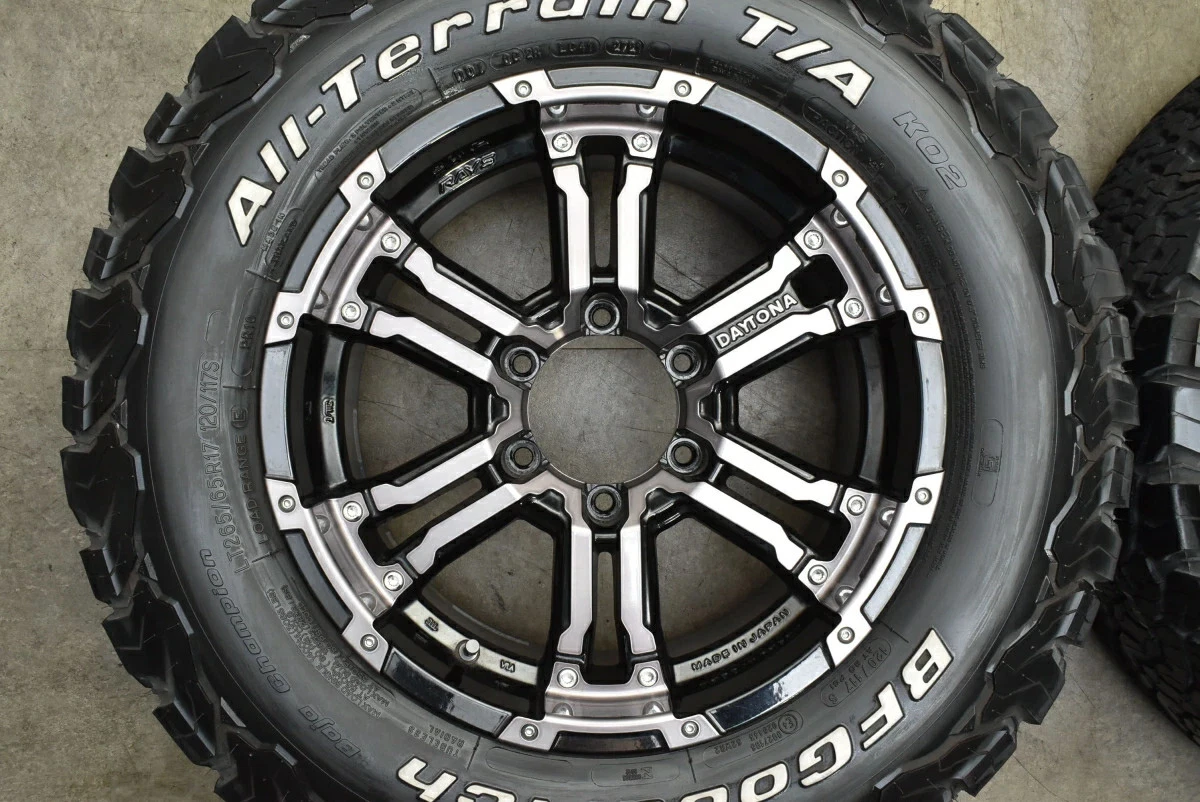 JDM Used RAYS 4-Book Set 178.0J x 17+20 PCD 139.7 LT265/65R17 120/117S No Tires - Image 4