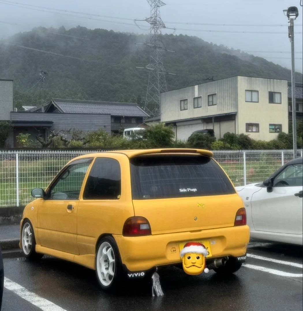 JDM Vivio Van KW3 5MT No Tires - Image 5