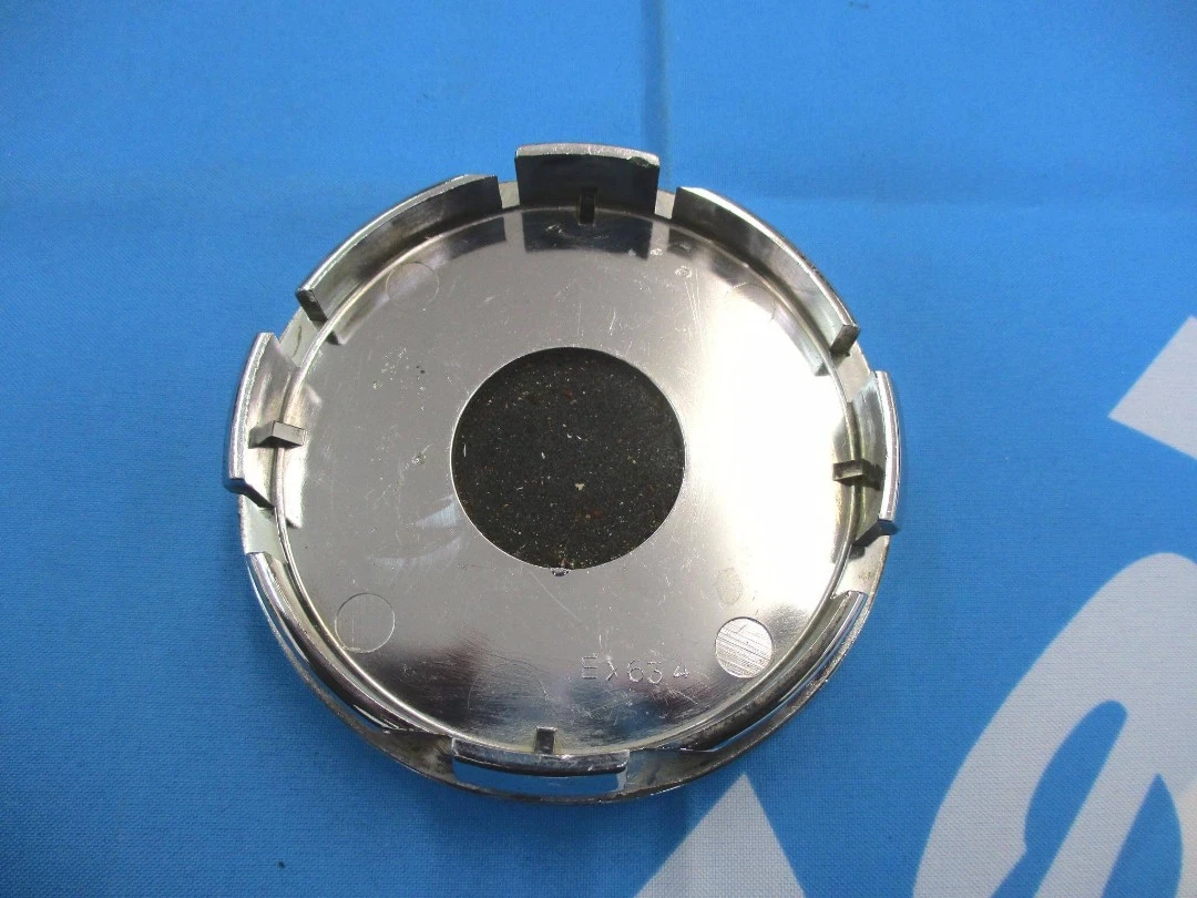 JDM Used Vienna center caps set of 4 individual from Kanagawa Prefectu No Tires - Image 7