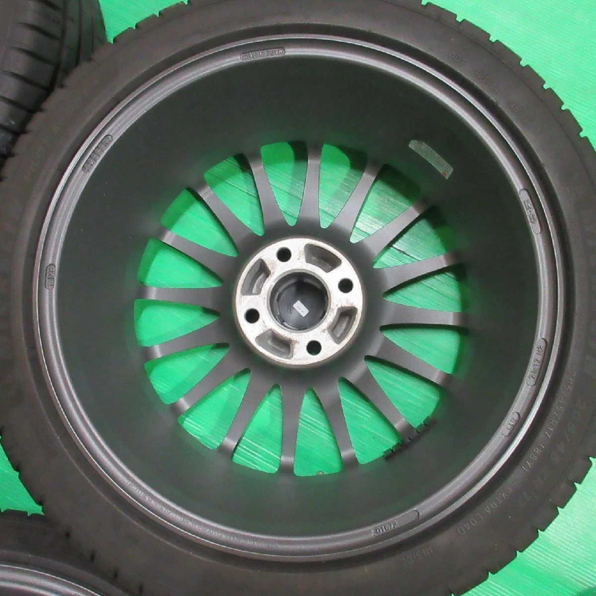 JDM Used Peugeot 208 205/45R17 2024 summer tires with 80% tread MICHEL No Tires - Image 4