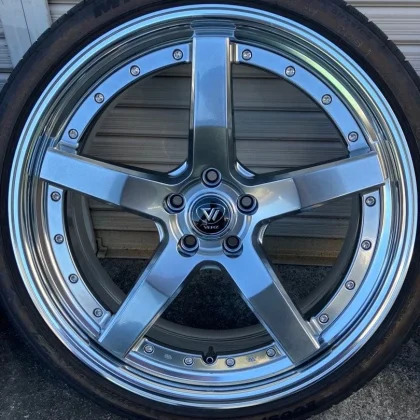 JDM VERZ 21-inch wheel and tire set No Tires