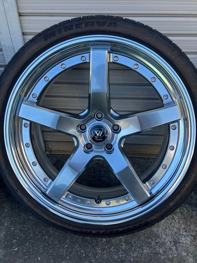 JDM VERZ 21-inch wheel and tire set No Tires