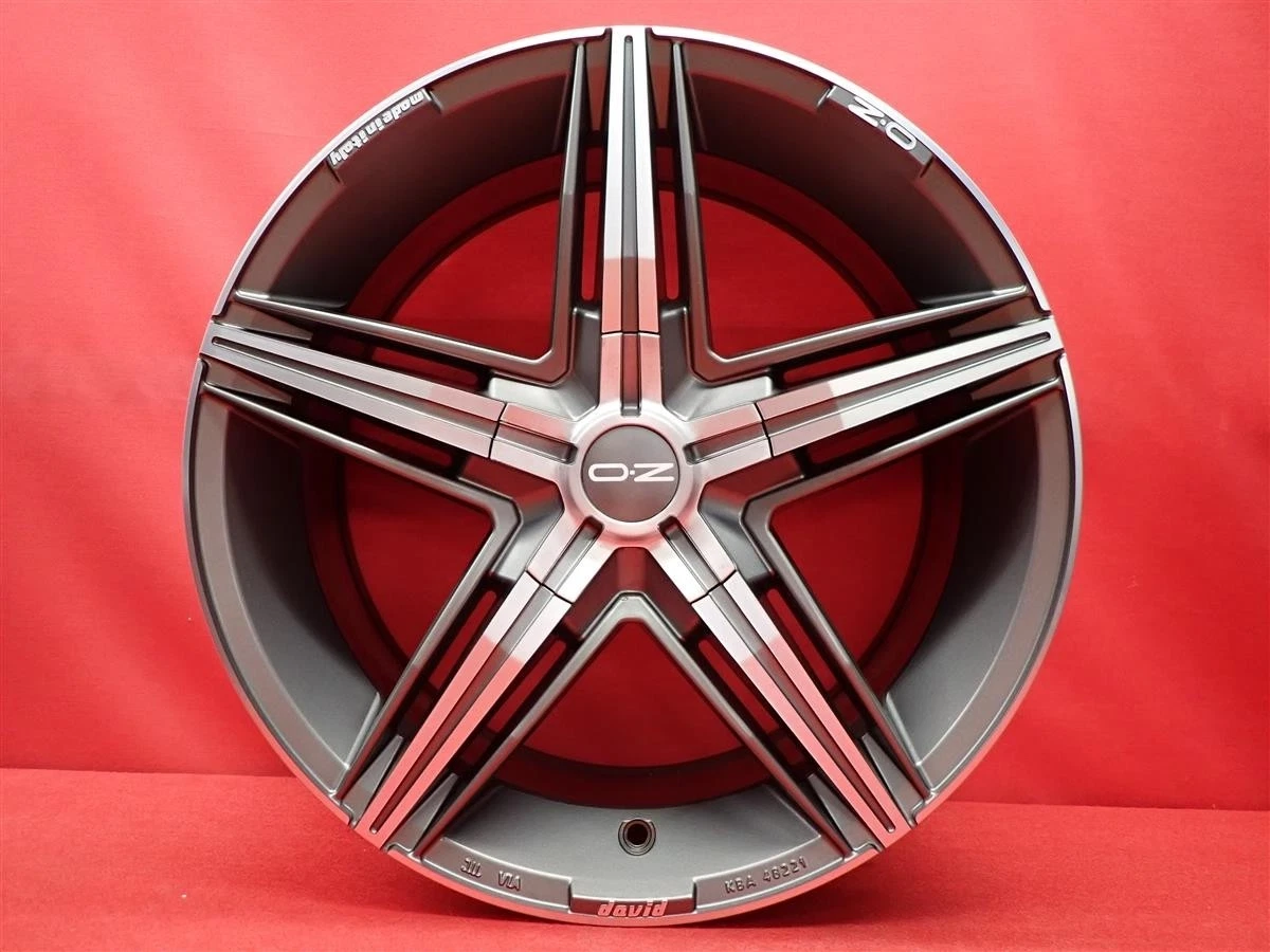 JDM Used OZ DAVID wheels 4Book 7.5J 17PCD114.3 5x45 bolt pattern 75mm No Tires - Image 4