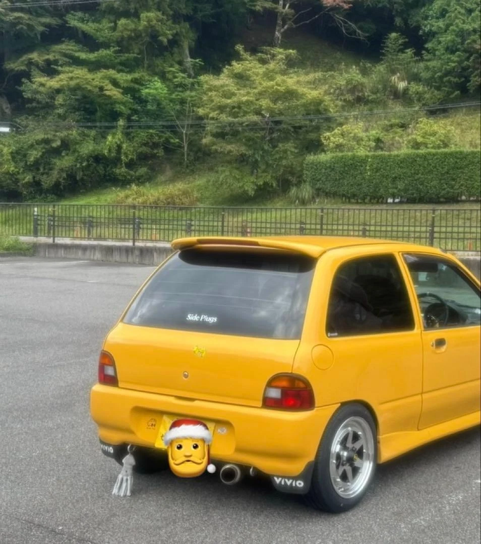 JDM Vivio Van KW3 5MT No Tires - Image 3